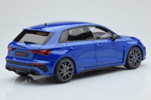 Audi RS3 8Y Sportback Performance Edition Nagaro Blå GT Spirit 1:18 GT884 Resin — billede 2 af 5