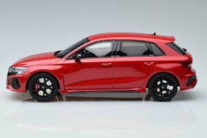 Audi RS3 8Y Sportback Rød GT Spirit 1:18 GT378 Resin — billede 3 af 6