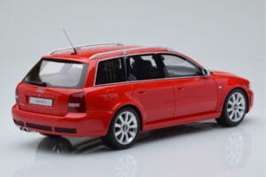 Audi RS4 B5 Avant Rød Otto 1:18 OT1026B Resin — billede 2 af 6