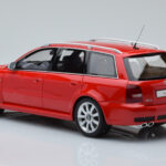 Audi RS4 B5 Avant Rød Otto 1:18 - image 5 of 6