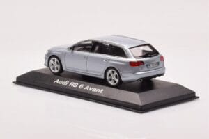 Audi RS6 C6 Monza Sølv Minichamps 1:43 5010710213 Metal — billede 3 af 4