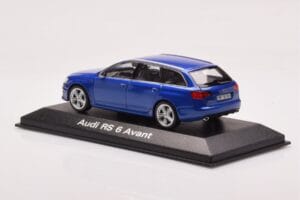 Audi RS6 C6 Sepang Blå Minichamps 1:43 5010710223 Metal — billede 3 af 4