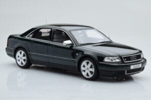 Audi S8 D2 Grøn Otto 1:18 OT916 Resin — billede 4 af 6