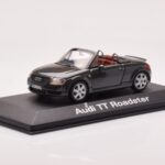 Audi TT 8N Roadster Grå Minichamps 1:43 - image 2 of 4