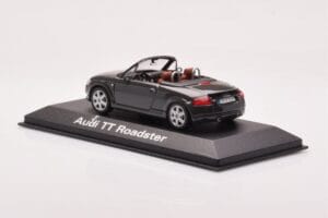 Audi TT 8N Roadster Grå Minichamps 1:43 430017235 Metal — billede 3 af 4