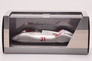 Auto Union Stromlinie #31 AVUS 1937 Sølv Minichamps 1:43 5030900503 Metal — billede 4 af 4