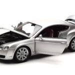 Bentley Continental GT Sølv Minichamps 1:18 - image 2 of 8