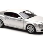 Bentley Continental GT Sølv Minichamps 1:18 - image 6 of 8