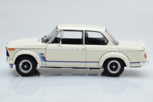 BMW 2002 Turbo Hvid Kyosho 1:18 08544W Metal — billede 5 af 8