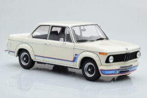 BMW 2002 Turbo Hvid Kyosho 1:18 08544W Metal — billede 6 af 8