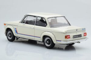 BMW 2002 Turbo Hvid Kyosho 1:18 08544W Metal — billede 7 af 8