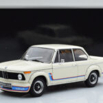 BMW 2002 Turbo Hvid Kyosho 1:18 - image 8 of 8