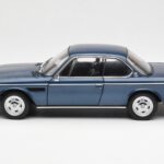 BMW 3.0 CSi E9 Blå Metallic AUTOart 1:18 - image 4 of 8