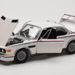 BMW 3.0 CSL E9 Hvid Heritage Edition Minichamps 1:18 - image 2 of 8