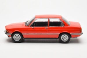 BMW 318 E21 Rød KK-Scale 1:18 KKDC180041 Metal — billede 3 af 6