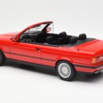 BMW 318i E30 Cabriolet Rød Norev 1:18 183210 - image 5 of 6