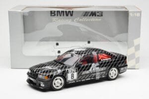 BMW 320i E36 STW #8 J. Winkelhock 1998 UT Models 1:18 39845 Metal — billede 6 af 6