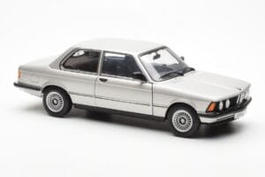 BMW 323i E21 Aspen Sølv AUTOart 1:18 80430433552 Metal — billede 6 af 8
