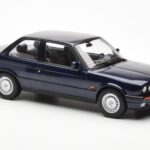 BMW 325i E30 Blå Metallic Norev 1:18 - image 4 of 6