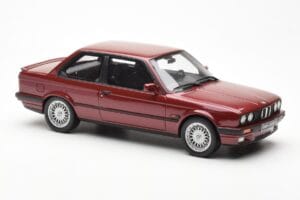 BMW 325i E30 Bordeaux Metallic Otto 1:18 OT102 Resin — billede 4 af 6