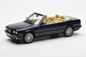 BMW 325i E30 Cabriolet Blå Otto 1:18 OT114
