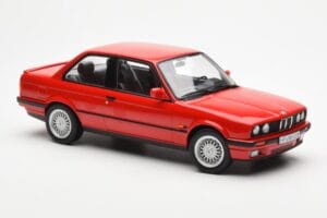 BMW 325i E30 Rød Norev 1:18 183202 Metal — billede 4 af 6