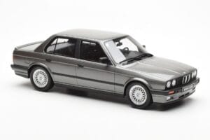 BMW 325i E30 Sedan Dolphin Grå Otto 1:18 OT819 Resin — billede 4 af 6