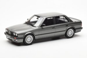 BMW 325i E30 Sedan Dolphin Grå Otto 1:18 OT819