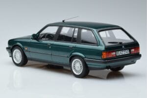 BMW 325i E30 Touring Grøn Metallic Norev 1:18 183219 Metal — billede 5 af 6