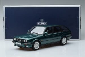 BMW 325i E30 Touring Grøn Metallic Norev 1:18 183219 Metal — billede 6 af 6