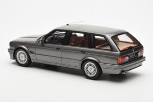 BMW 325i E30 Touring Grå Otto 1:18 OT929 Resin — billede 5 af 6
