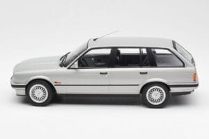 BMW 325i E30 Touring Sølv Norev 1:18 183216 Metal — billede 3 af 6