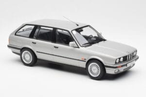 BMW 325i E30 Touring Sølv Norev 1:18 183216 Metal — billede 4 af 6