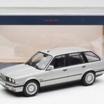 BMW 325i E30 Touring Sølv Norev 1:18 183216 - image 6 of 6