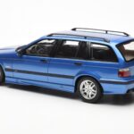 BMW 328i E36 Touring M Package Blå Otto 1:18 - image 5 of 6