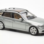 BMW 330i E91 Touring Grå Metallic Kyosho 1:18 80430394359 - image 6 of 8