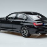 BMW 330i G20 Sort Metallic Norev 1:18 183277 Metal - image 6 of 7
