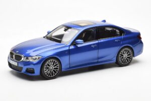 BMW 330i G20 Portimao Blå Metallic Norev 1:18 80432450999