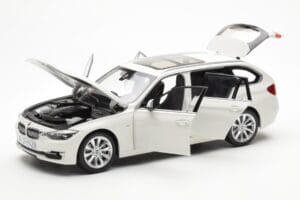 BMW 335i F31 Touring Alpine Hvid Paragon 1:18 80432244242 Metal — billede 2 af 8