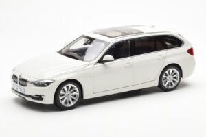 BMW 335i F31 Touring Alpine Hvid Paragon 1:18