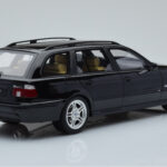 BMW 540 E39 Touring M Package Sort Otto 1:18 - image 2 of 6