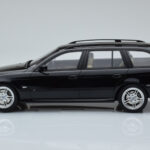 BMW 540 E39 Touring M Package Sort Otto 1:18 - image 3 of 6
