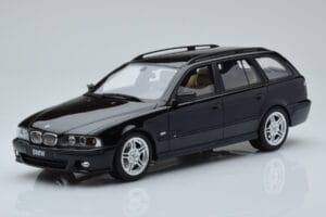 BMW 540 E39 Touring M Package Sort Otto 1:18 OT1013