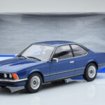 BMW 628 CSi E24 Blå MCG 1:18 - image 5 of 5