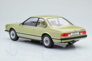 BMW 628 CSi E24 Lysegrøn MCG 1:18 MCG18163 Metal — billede 4 af 5
