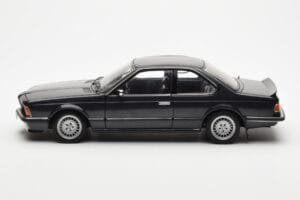 BMW 635 CSi E24 Diamant Sort Metallic AUTOart 1:18 70521 Metal — billede 4 af 8