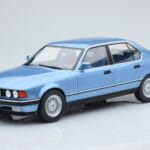 BMW 7 Series E32 730i Blå MCG 1:18 MCG18160 Metal