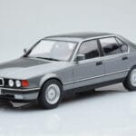 BMW 7 Series E32 740i Sølv MCG 1:18 MCG18161 Metal