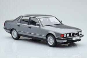 BMW 7 Series E32 740i Sølv MCG 1:18 MCG18161 Metal — billede 3 af 5