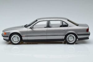BMW 7 Series E38 750iL Otto 1:18 OT952 Resin — billede 3 af 6